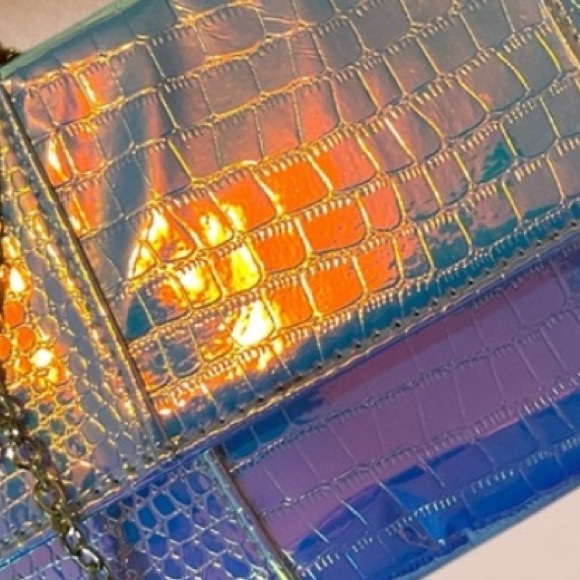 Nico & Olive Holographic Rainbow Purse Handbag - Picture 9 of 9